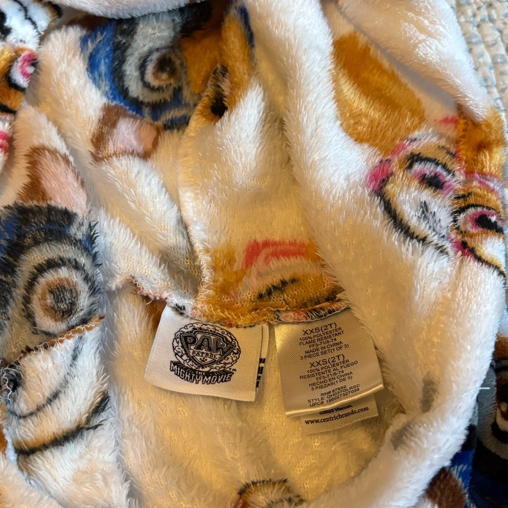 Paw Patrol Fuzzy Multicolor Kids' Robe - Picture 3 of 4